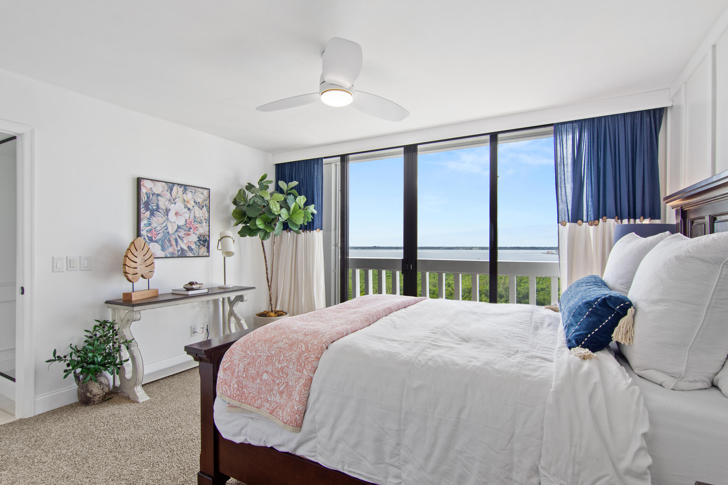 The Miramar II - Residential