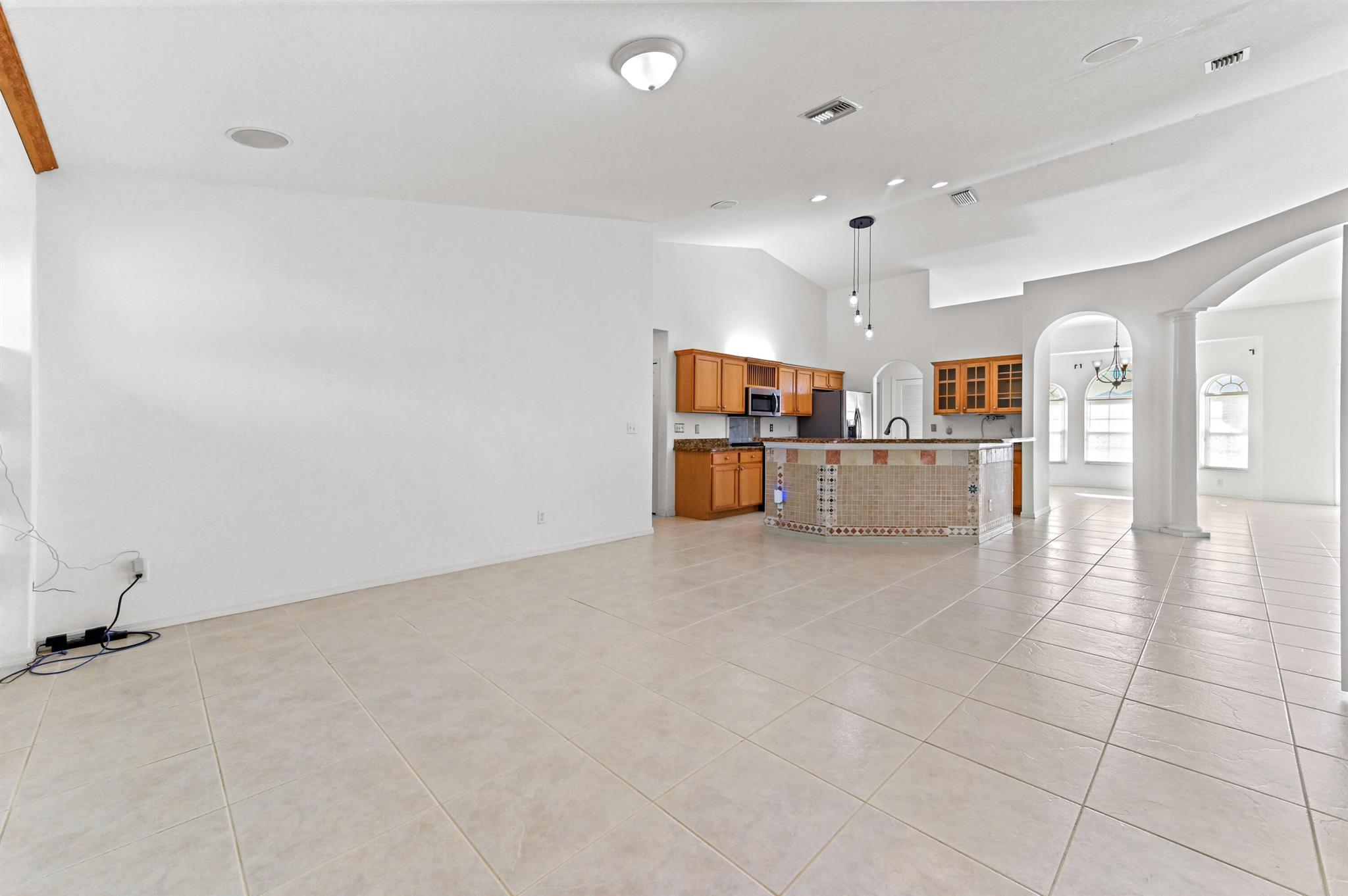 PORT ST LUCIE SECTION 15 - Residential Lease