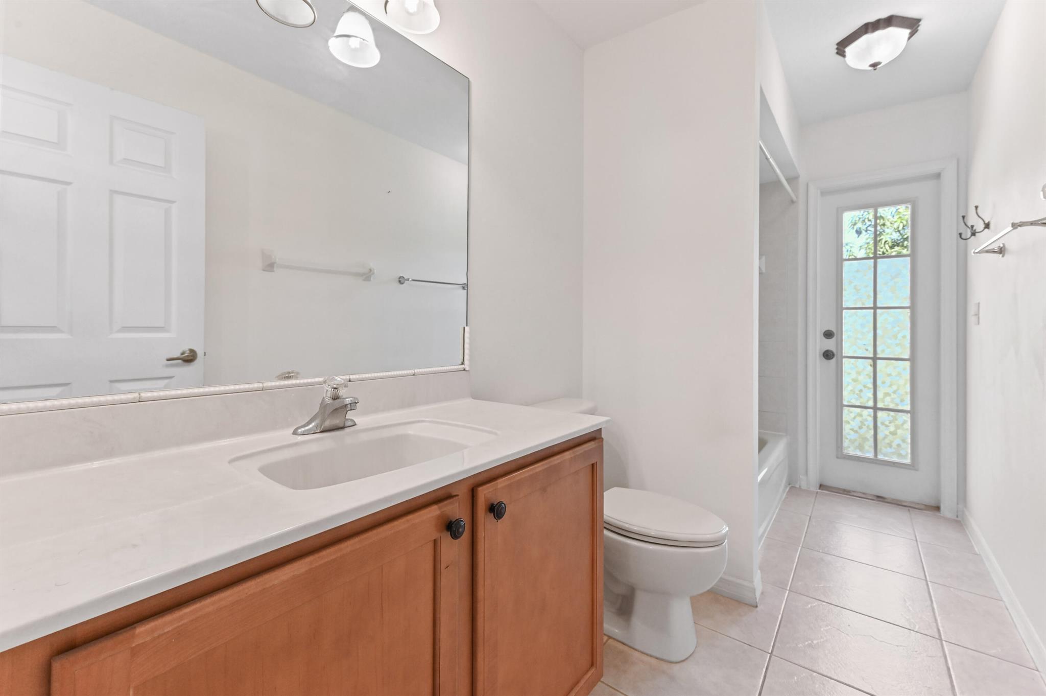 PORT ST LUCIE SECTION 15 - Residential Lease