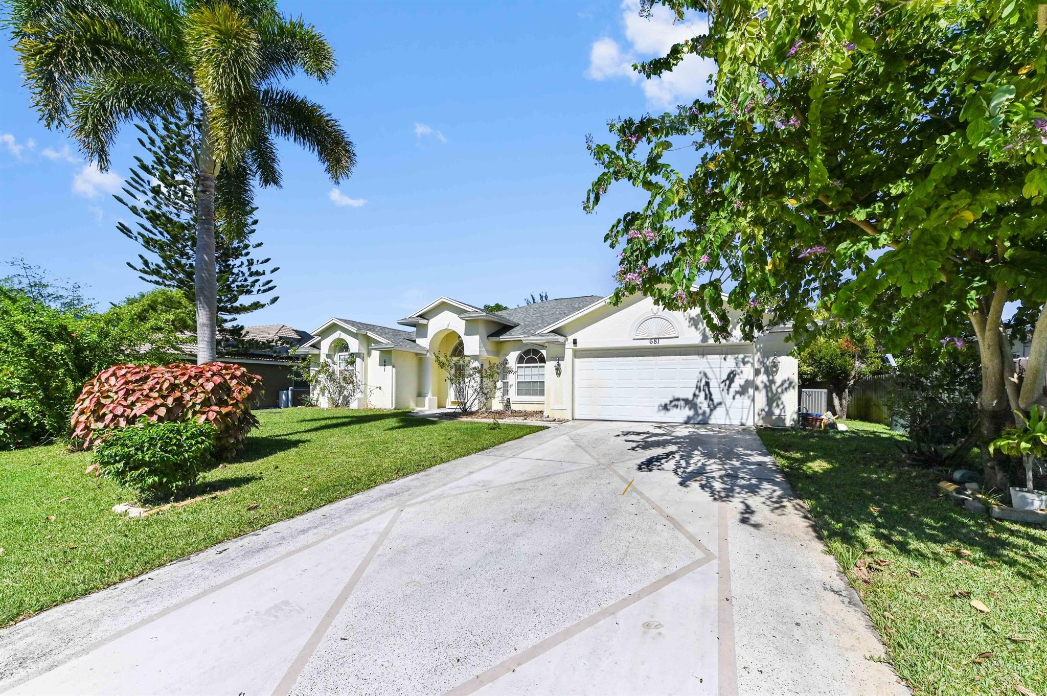 PORT ST LUCIE SECTION 15 - Residential Lease