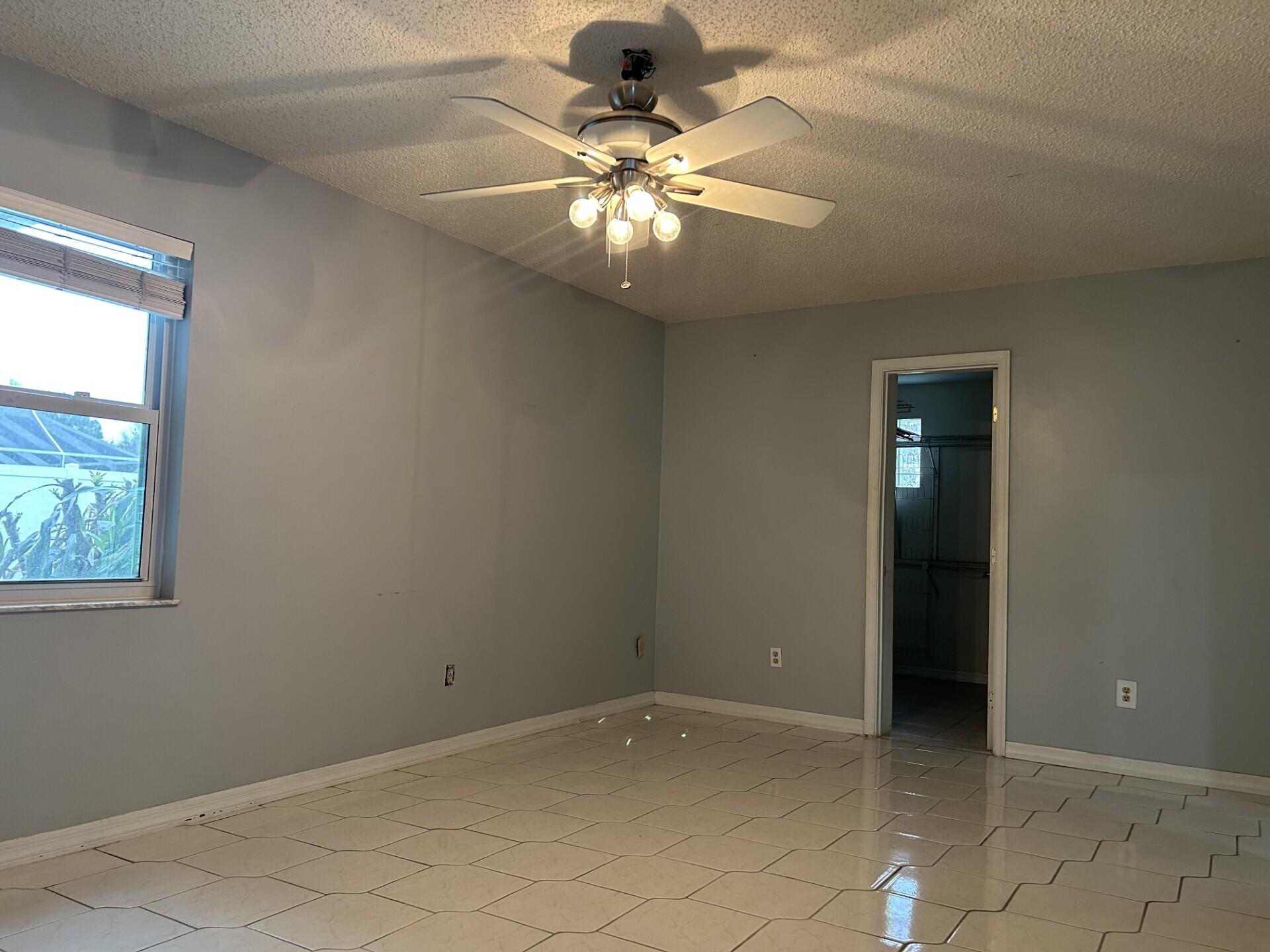 SOUTH PORT ST LUCIE UNIT 4 - Residential