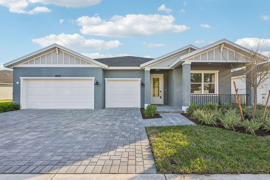 Photo of 5624 Hampton Park Circle, Vero Beach, FL 32966 (MLS # R11142655)