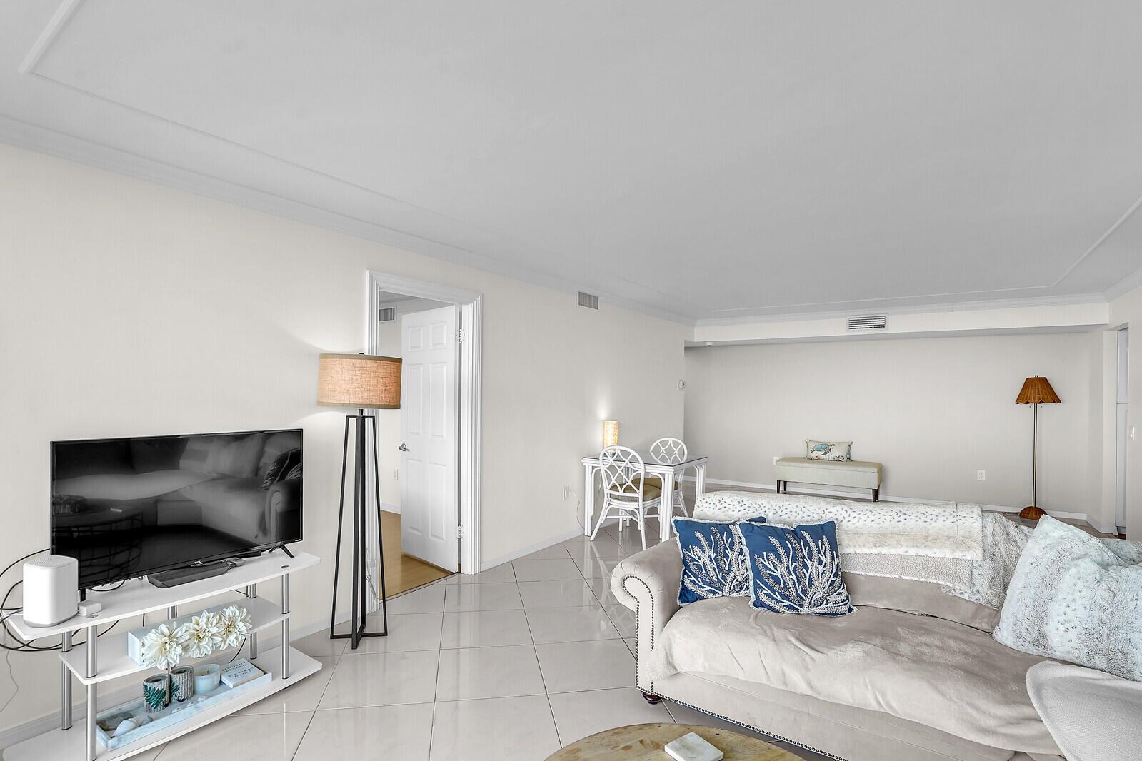 PALM BEACH HOUSE - Residential