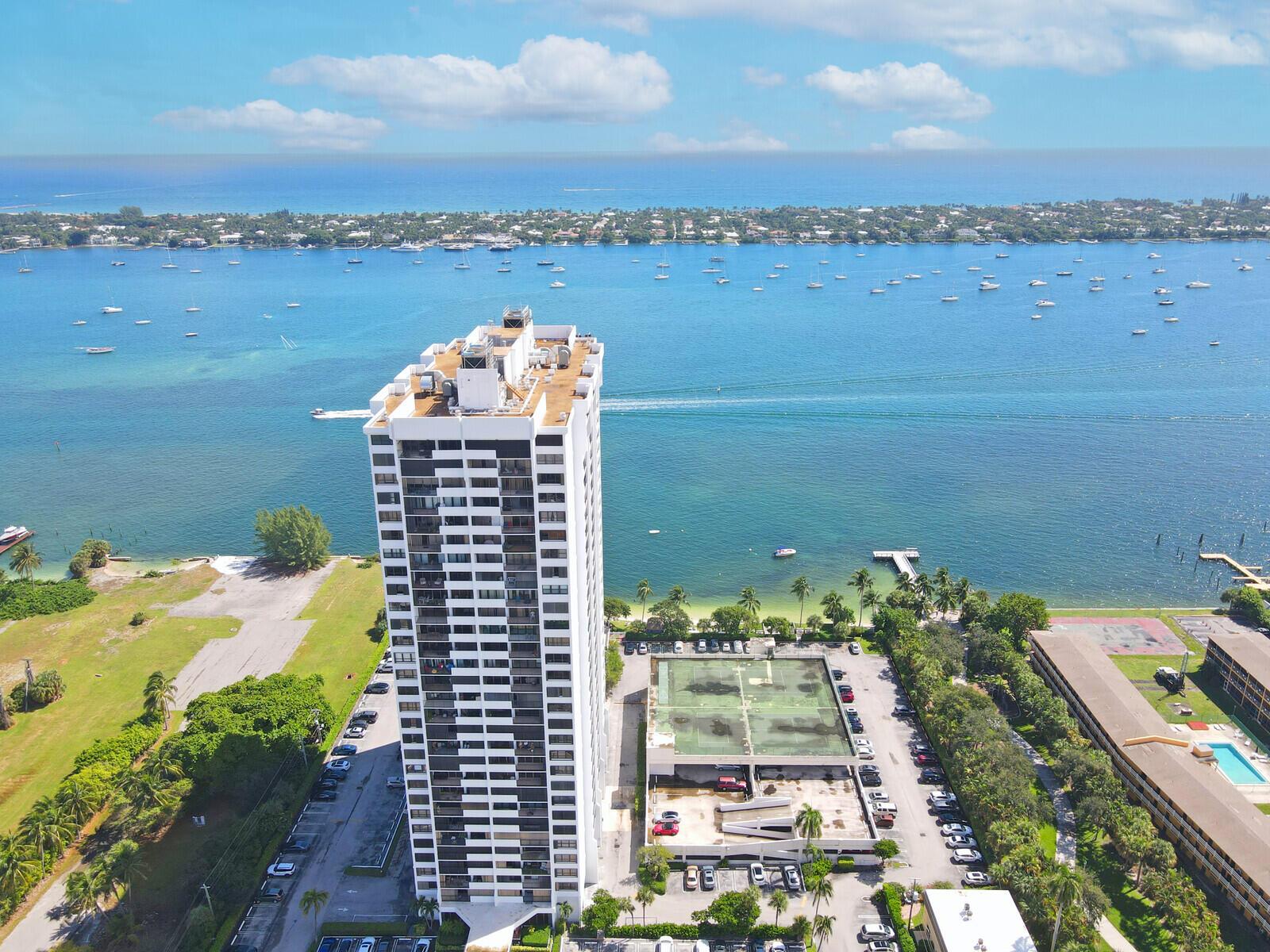 PALM BEACH HOUSE - Residential