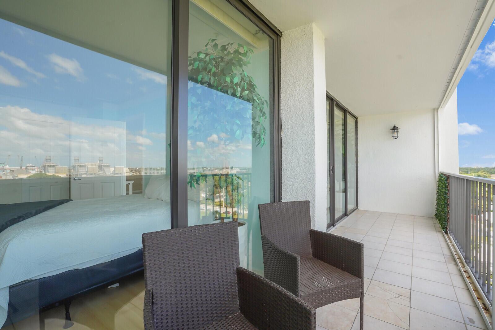PALM BEACH HOUSE - Residential