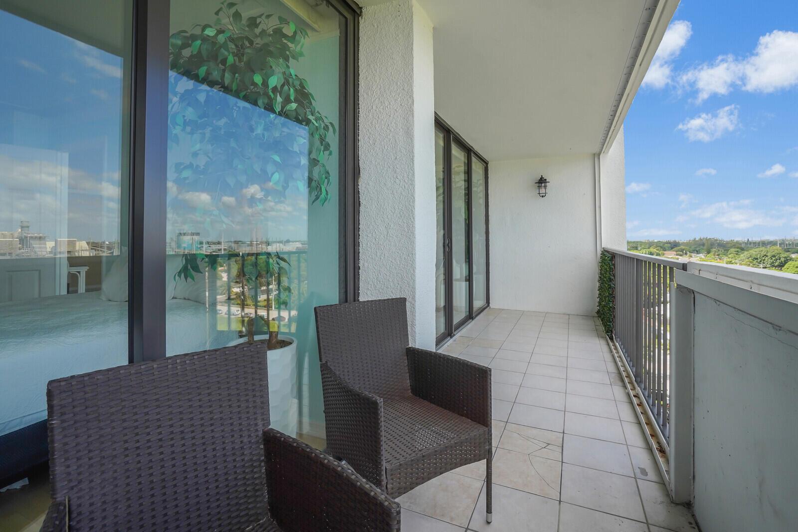PALM BEACH HOUSE - Residential