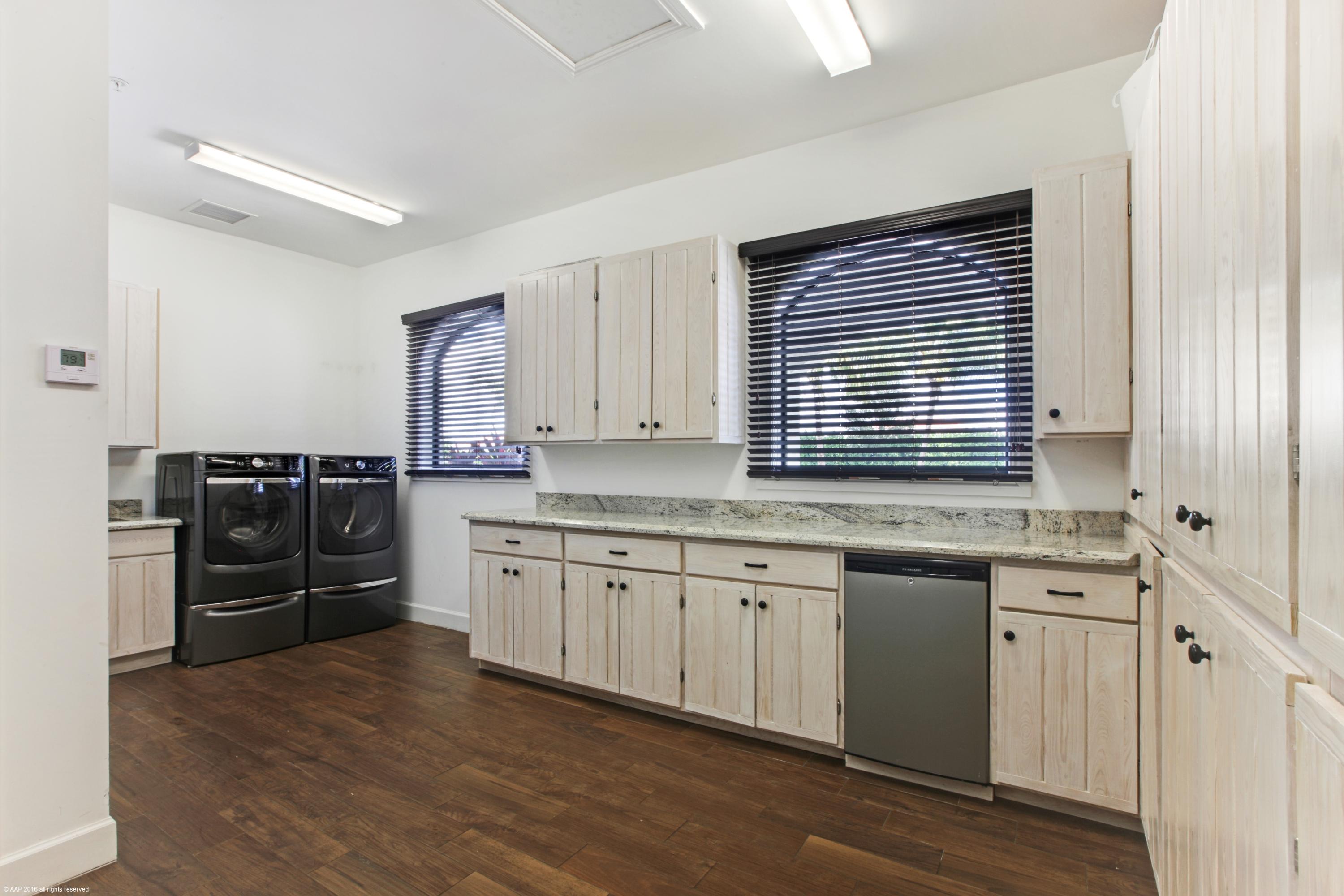 GRAND PRIX VILLAGE SOUTH - Residential