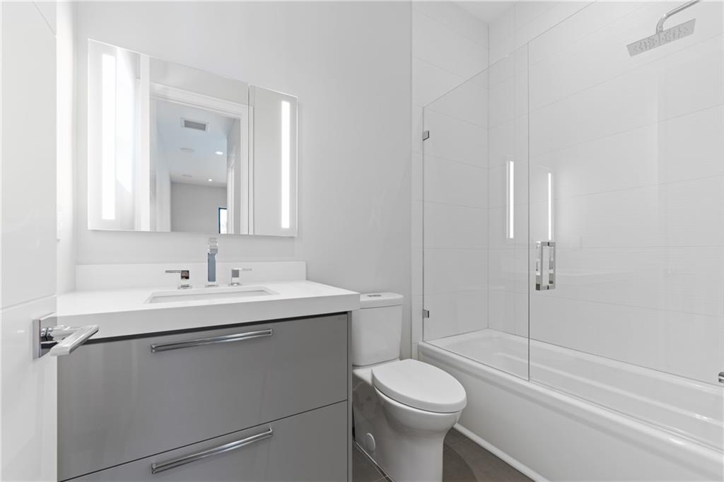 Lake Placid 35-23 B - Residential