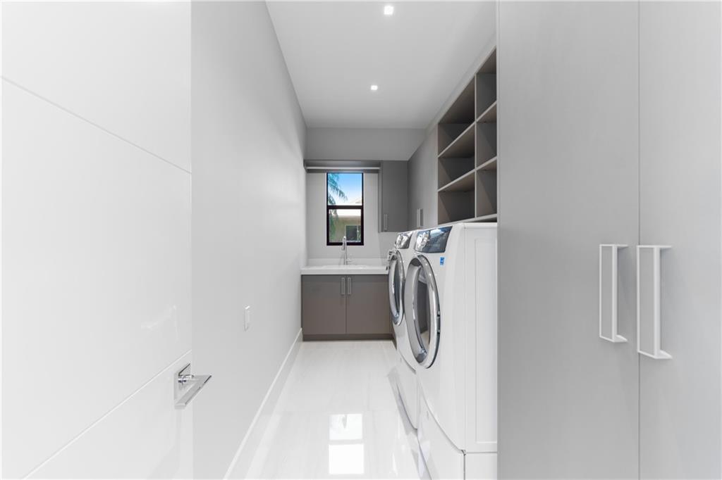 Lake Placid 35-23 B - Residential