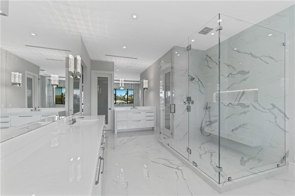 Lake Placid 35-23 B - Residential