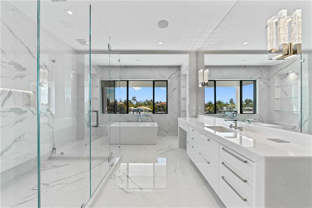 Lake Placid 35-23 B - Residential