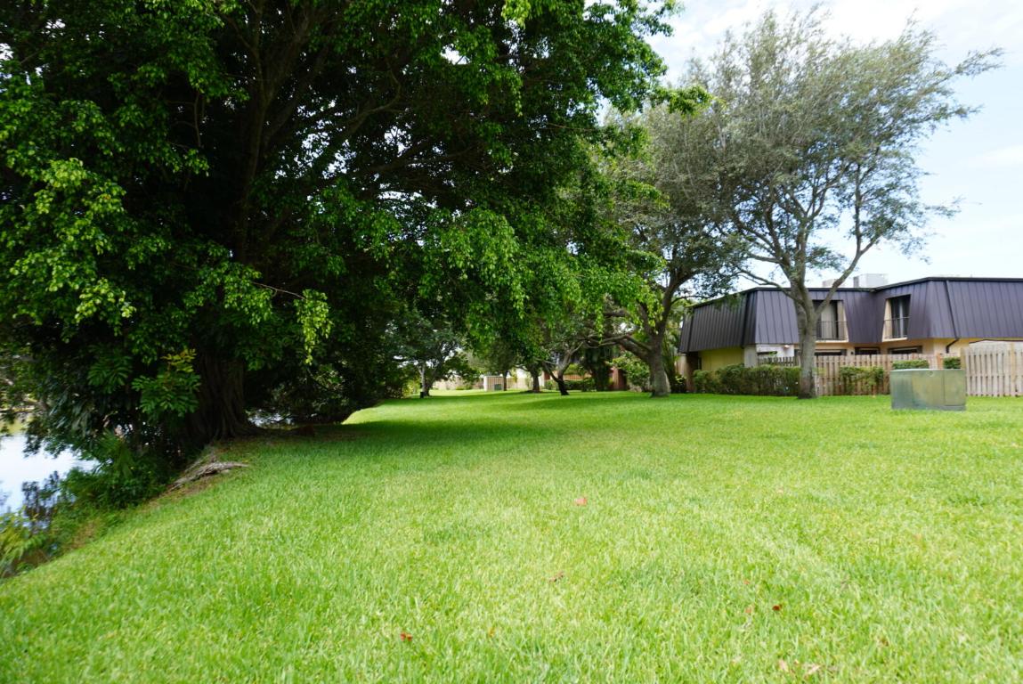 WATERSIDE ESTATES - Residential