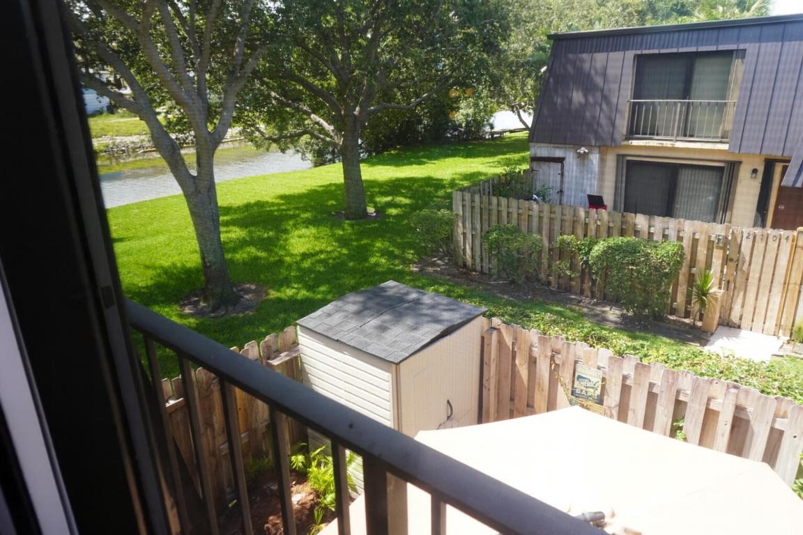 WATERSIDE ESTATES - Residential