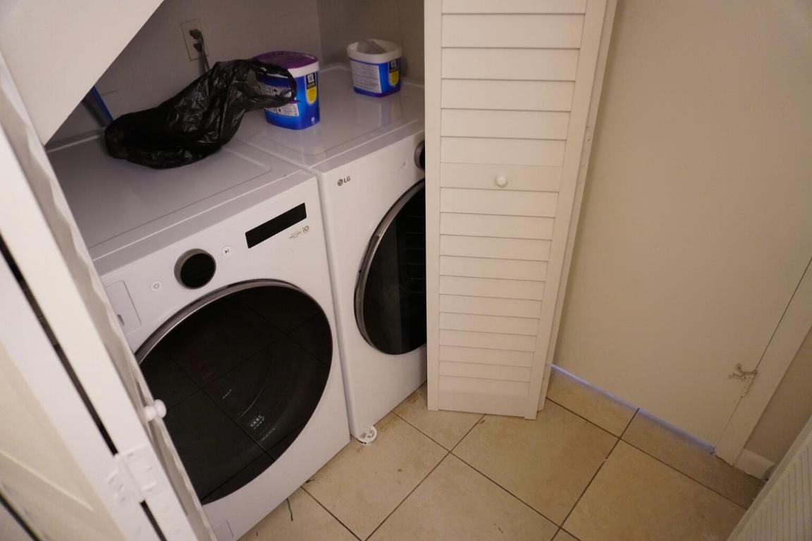 WATERSIDE ESTATES - Residential