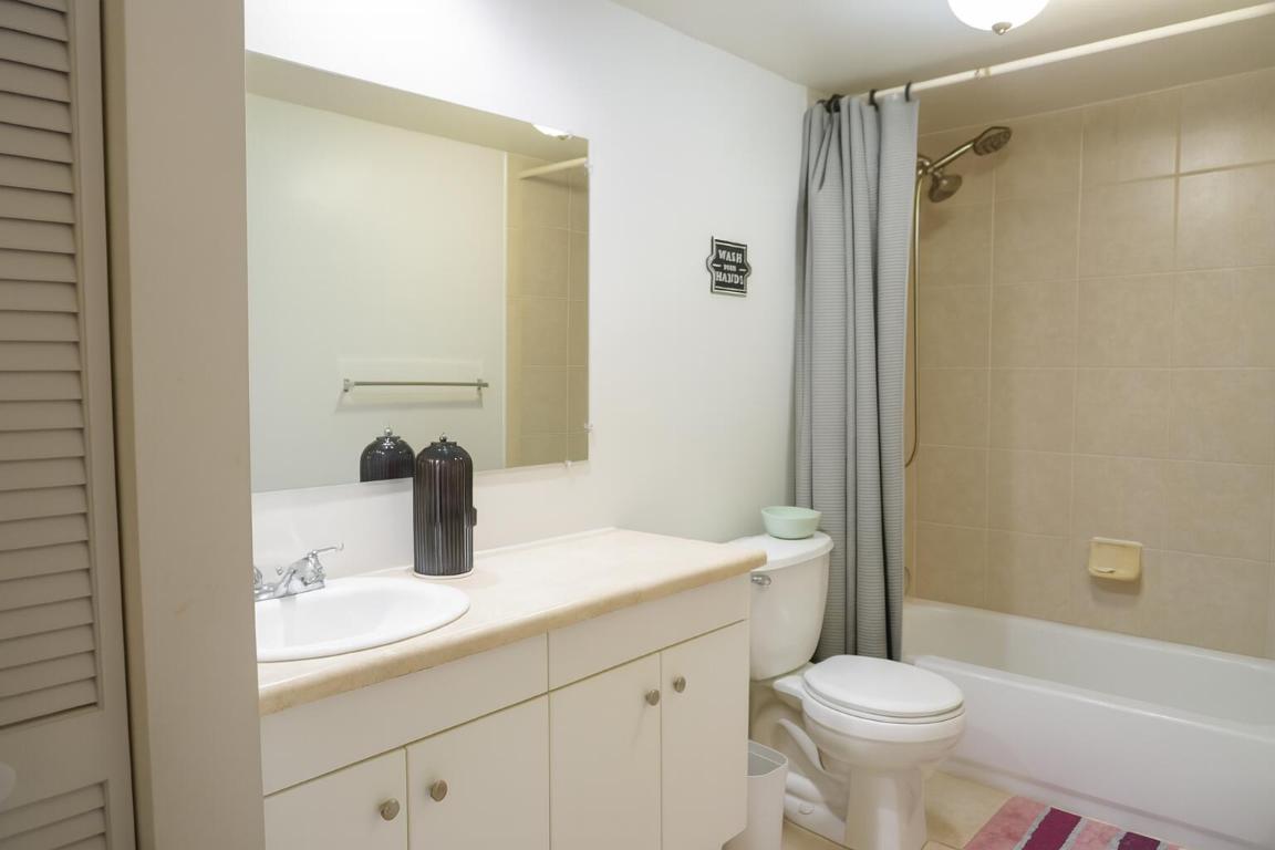 WATERSIDE ESTATES - Residential