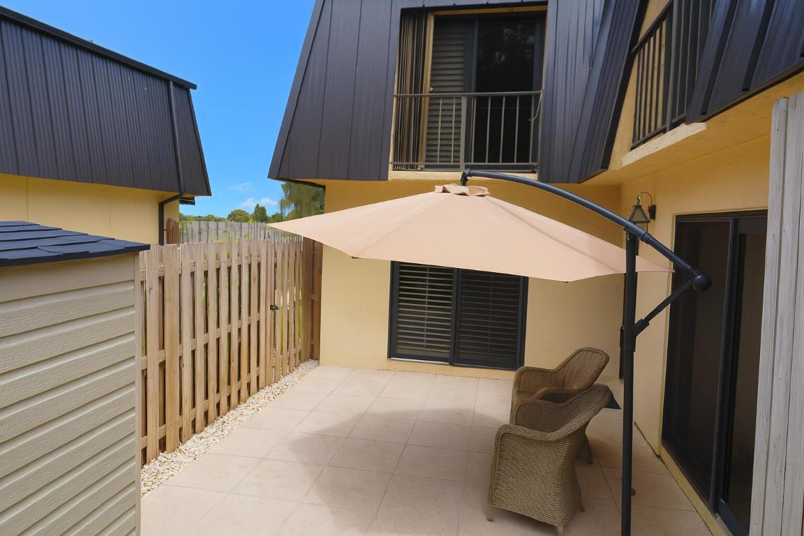 WATERSIDE ESTATES - Residential