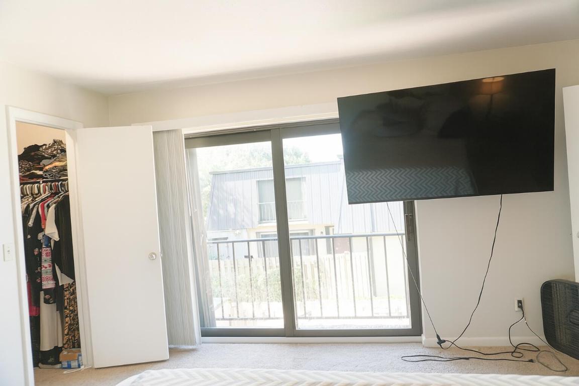 WATERSIDE ESTATES - Residential