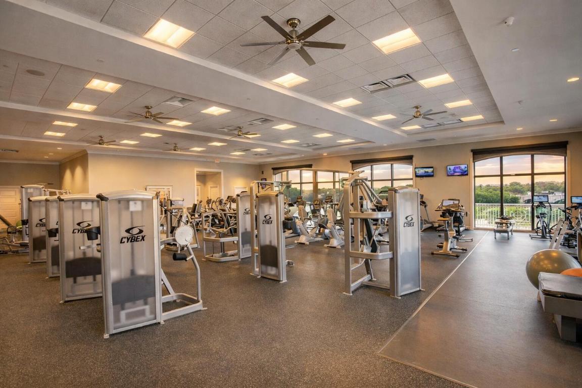 FOUNTAINS OF PALM BEACH CONDO 4 - Residential