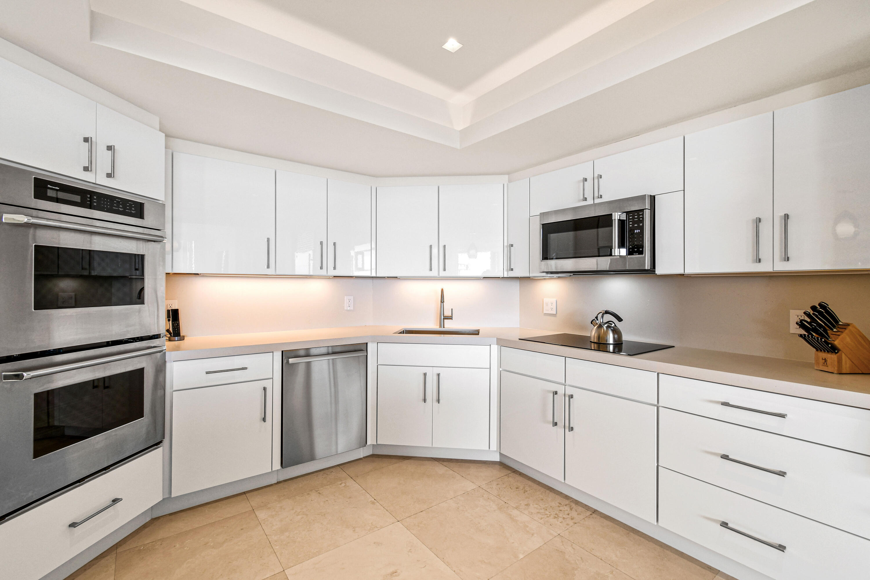 2100 Cond at Sloans Curve - Residential