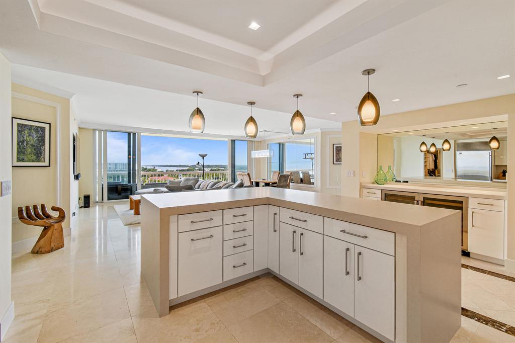 2100 Cond at Sloans Curve - Residential