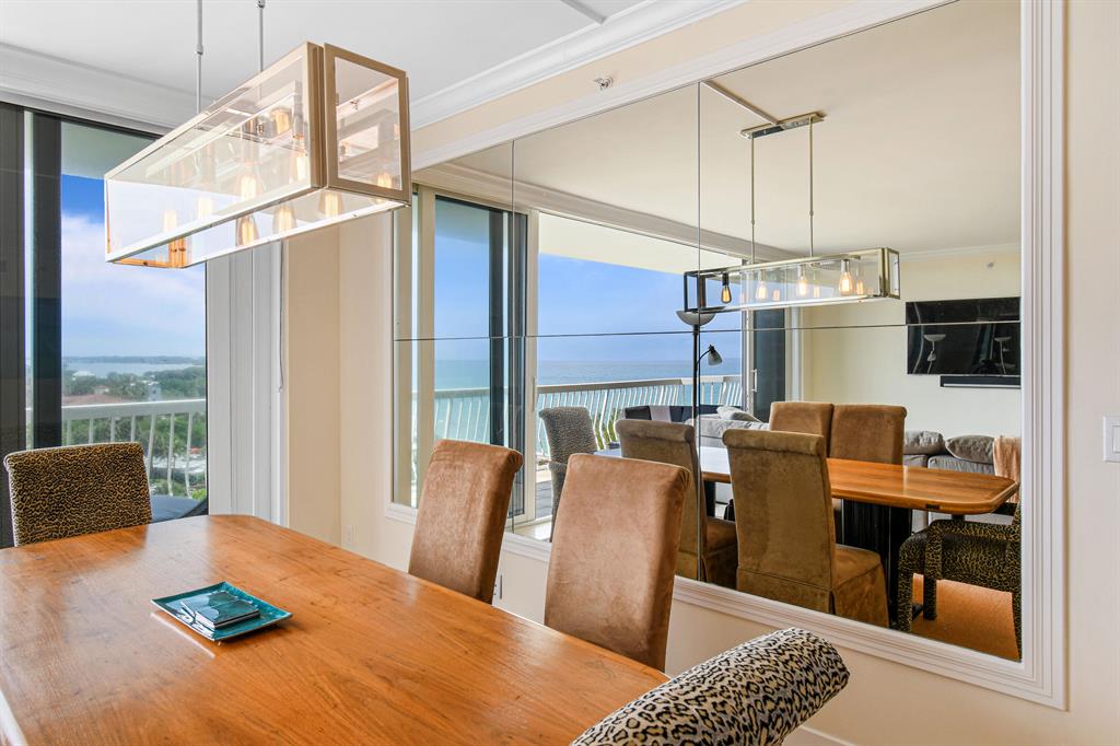 2100 Cond at Sloans Curve - Residential