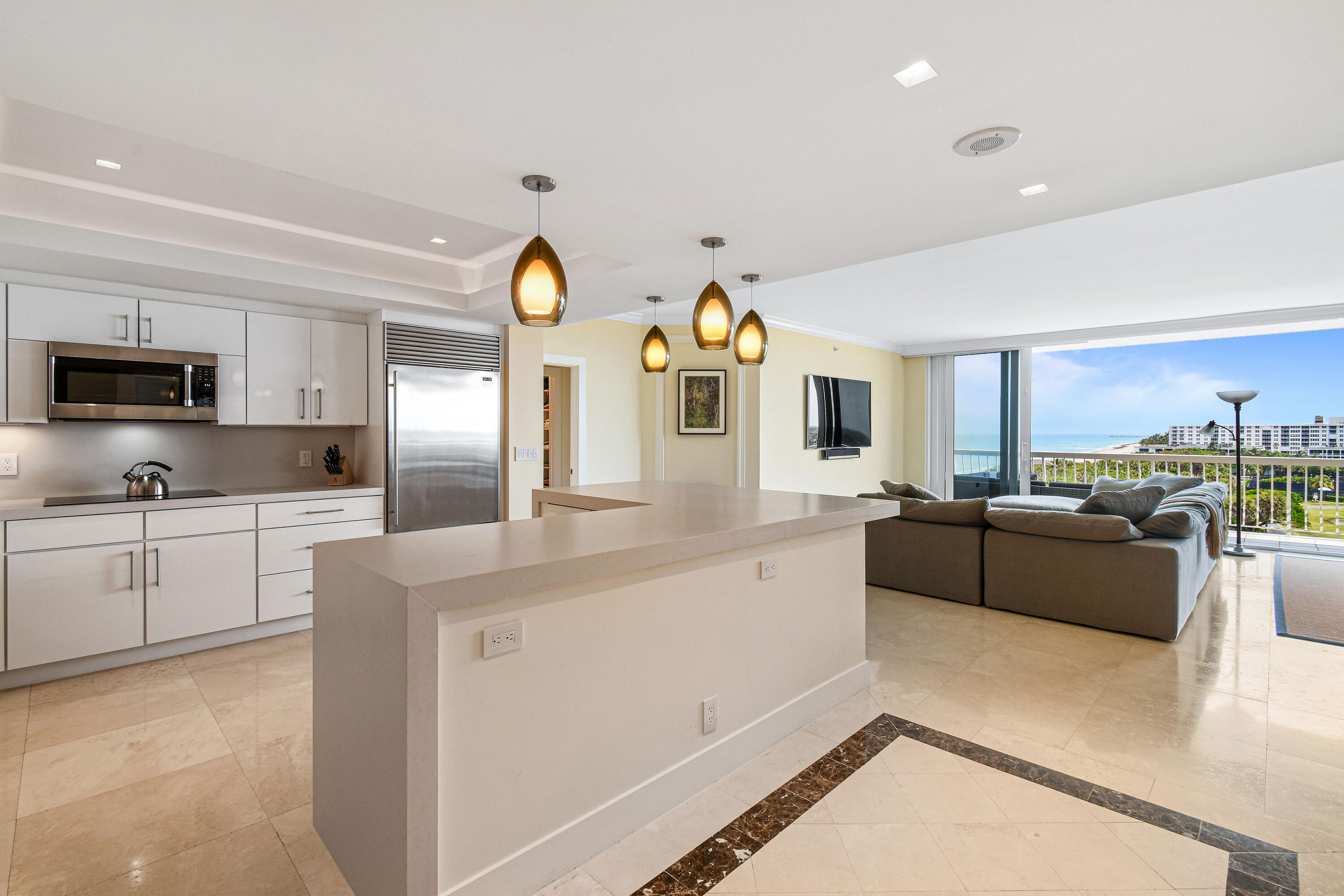 2100 Cond at Sloans Curve - Residential