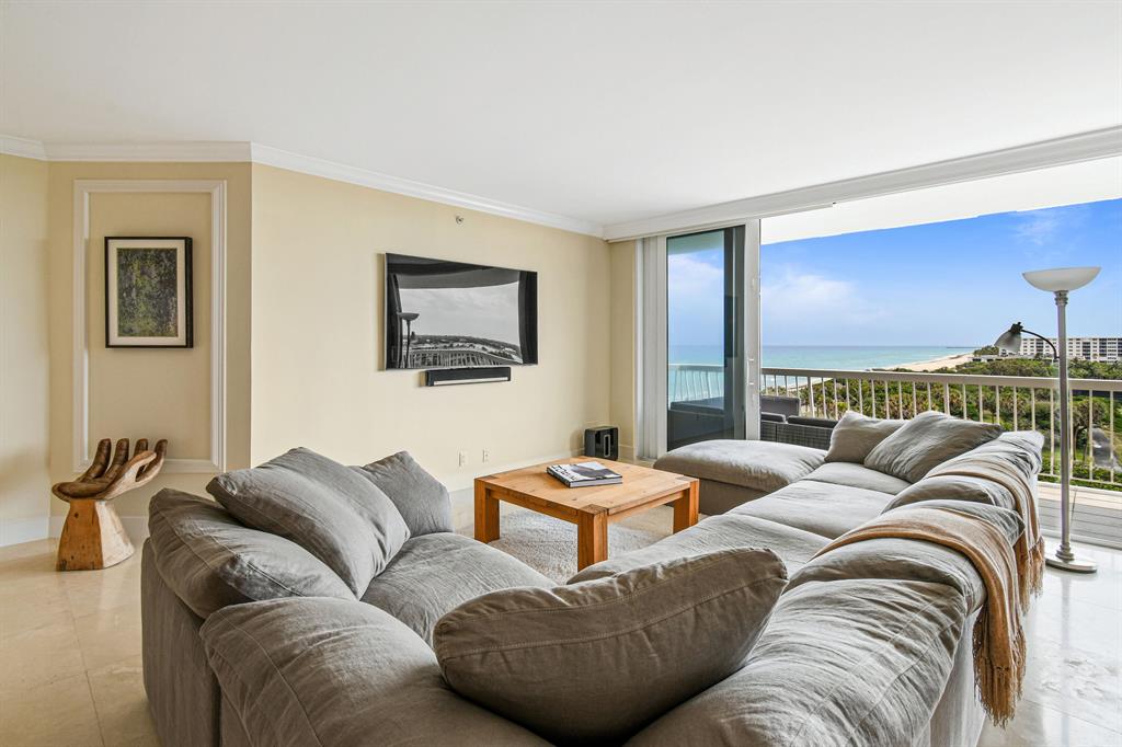 2100 Cond at Sloans Curve - Residential