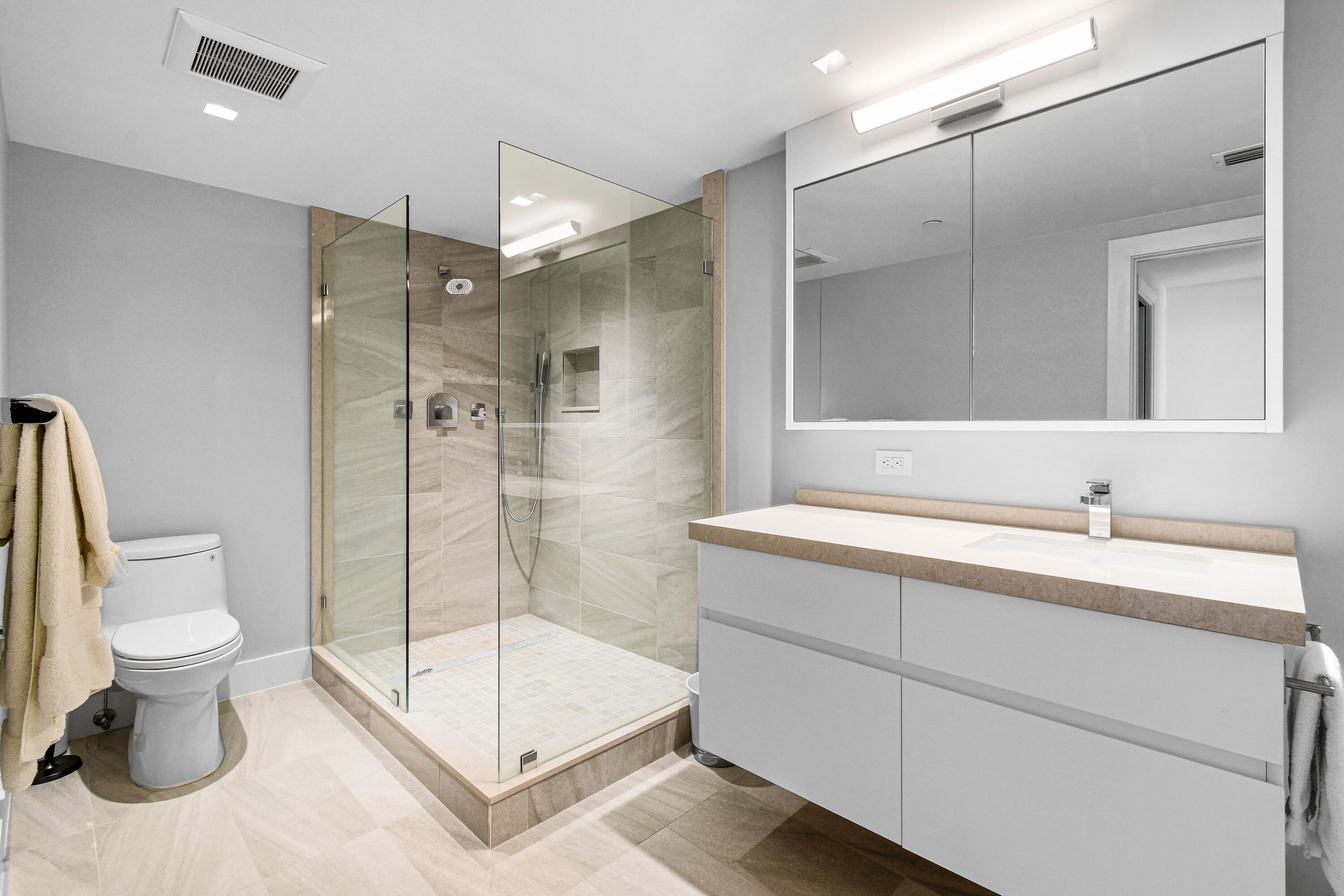 2100 Cond at Sloans Curve - Residential