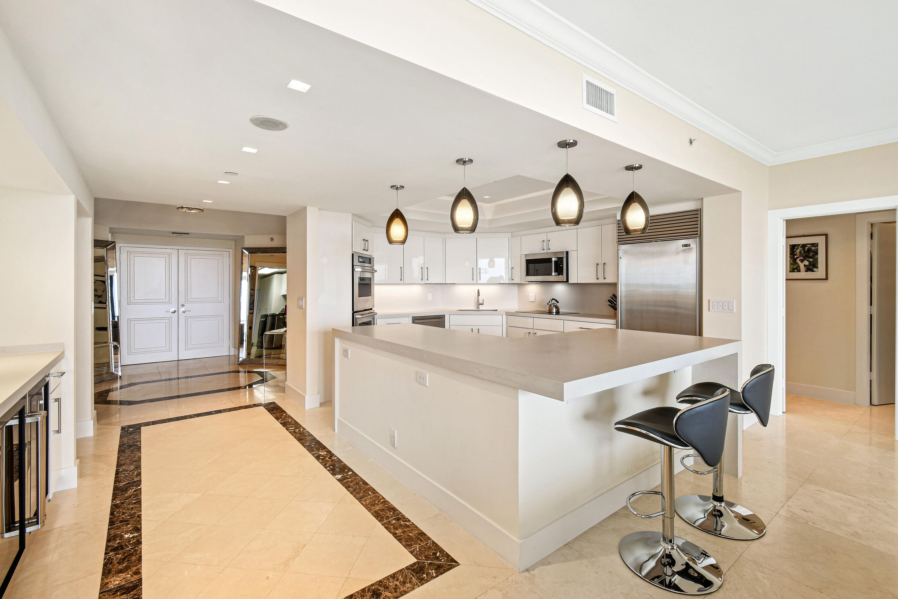 2100 Cond at Sloans Curve - Residential