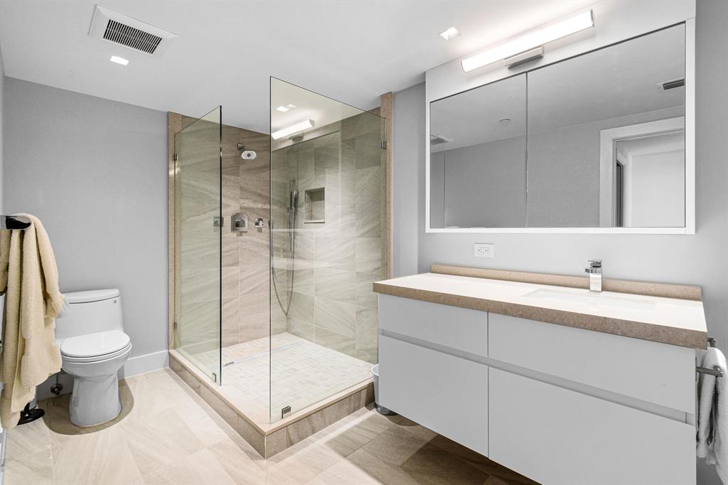 2100 Cond at Sloans Curve - Residential