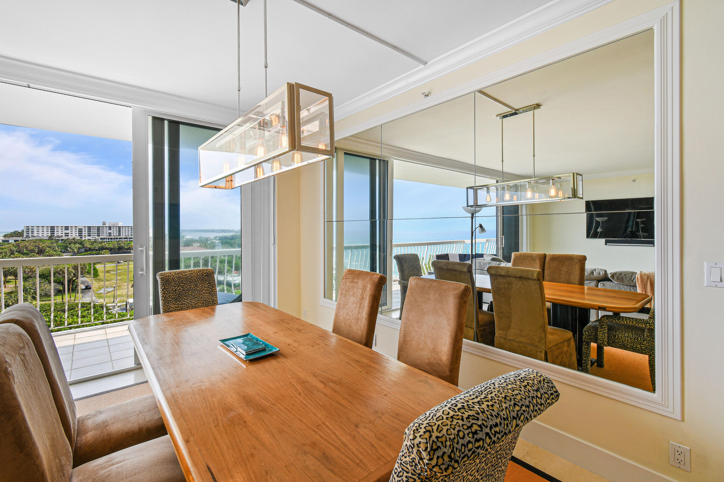 2100 Cond at Sloans Curve - Residential