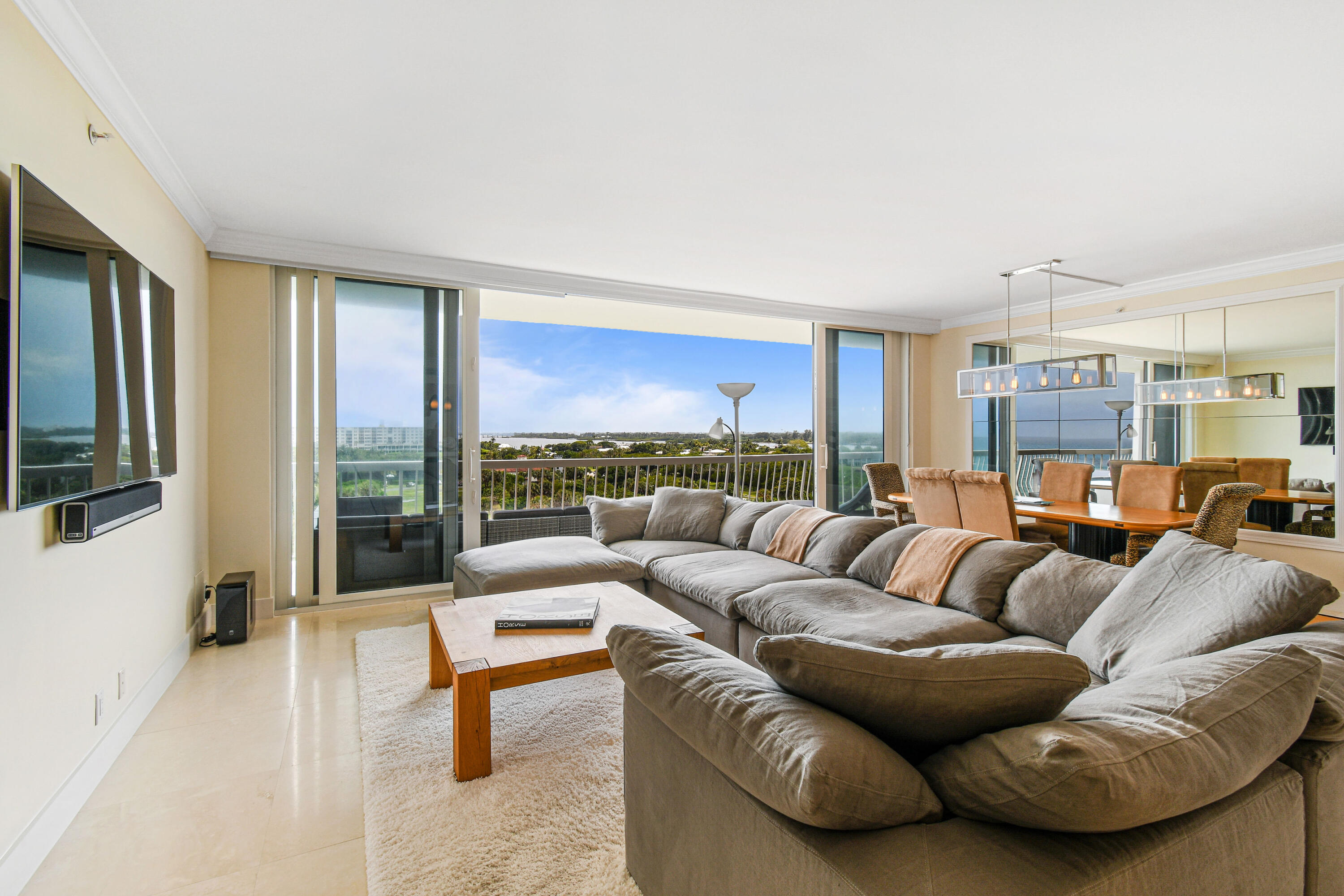 2100 Cond at Sloans Curve - Residential