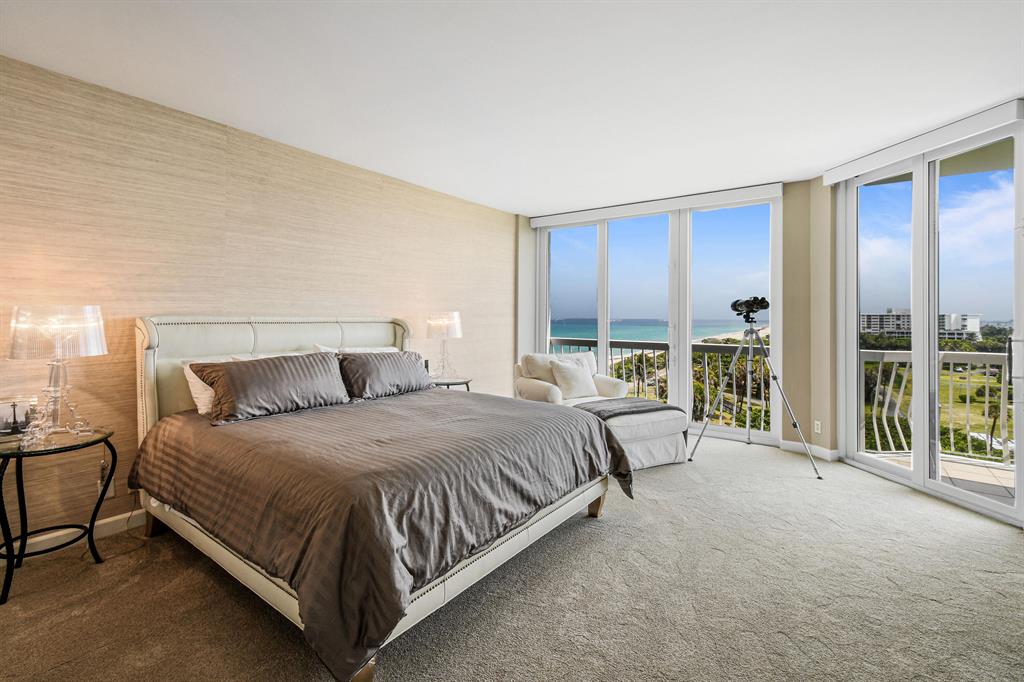 2100 Cond at Sloans Curve - Residential