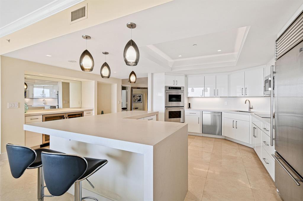 2100 Cond at Sloans Curve - Residential