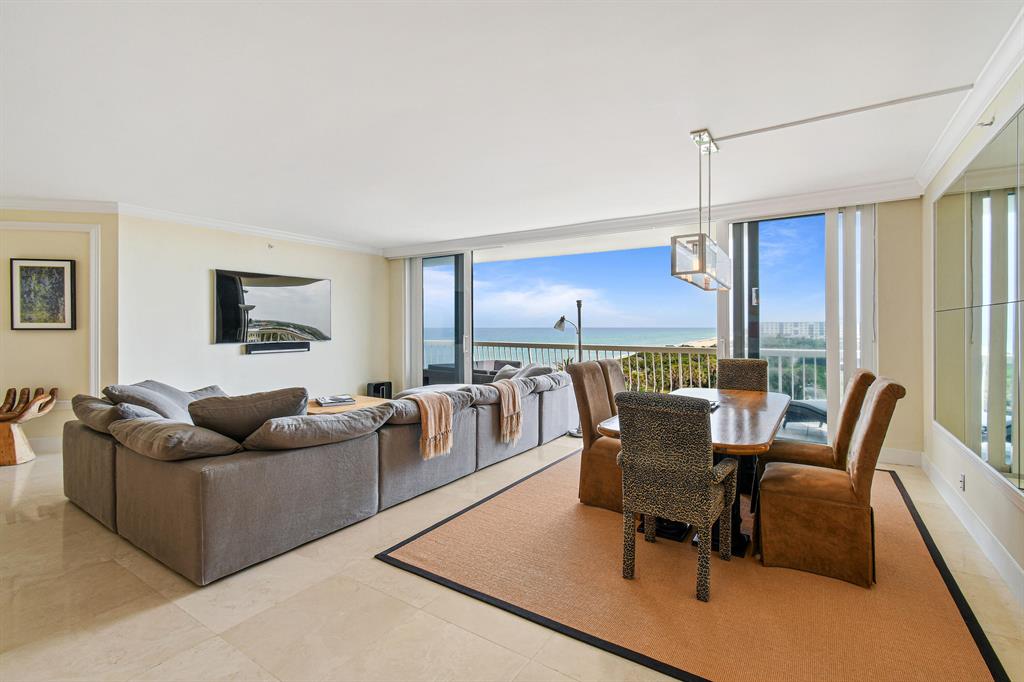 2100 Cond at Sloans Curve - Residential