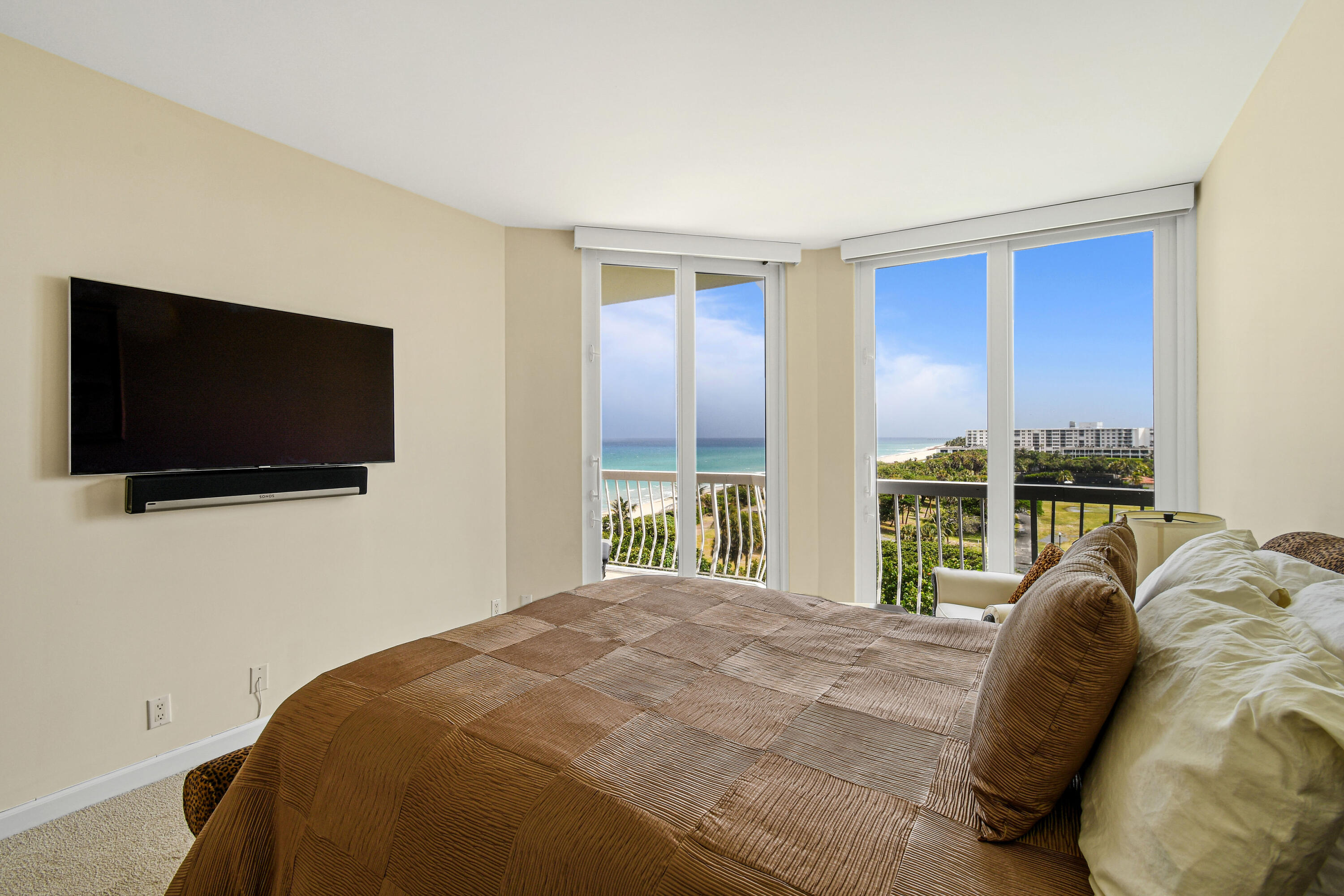 2100 Cond at Sloans Curve - Residential