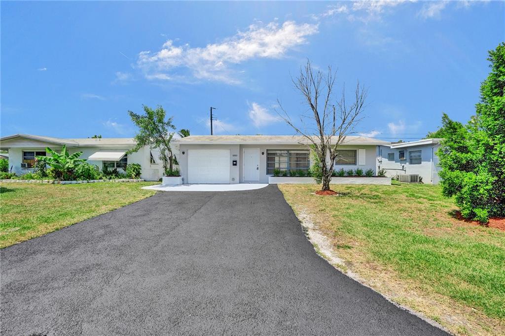 2 Bedroom 2 bath with a 3rd bedroom/den in Sunrise. Fully remodeled tile home with updated bathrooms, kitchen, new appliances and centrally located. *** NO FHA MORTGAGES ACCEPTED***
