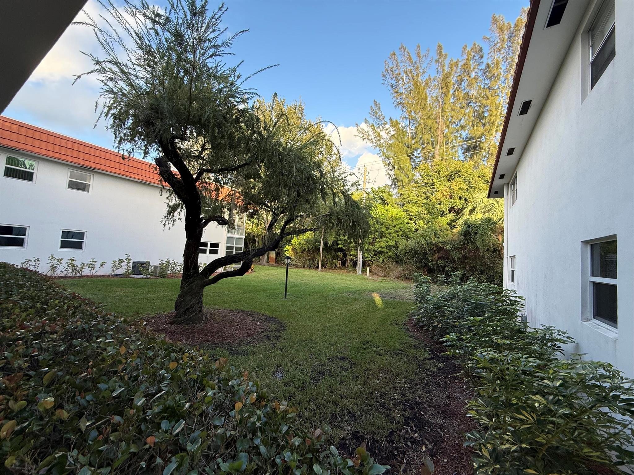 VISTA DEL LAGO CONDO - Residential Lease