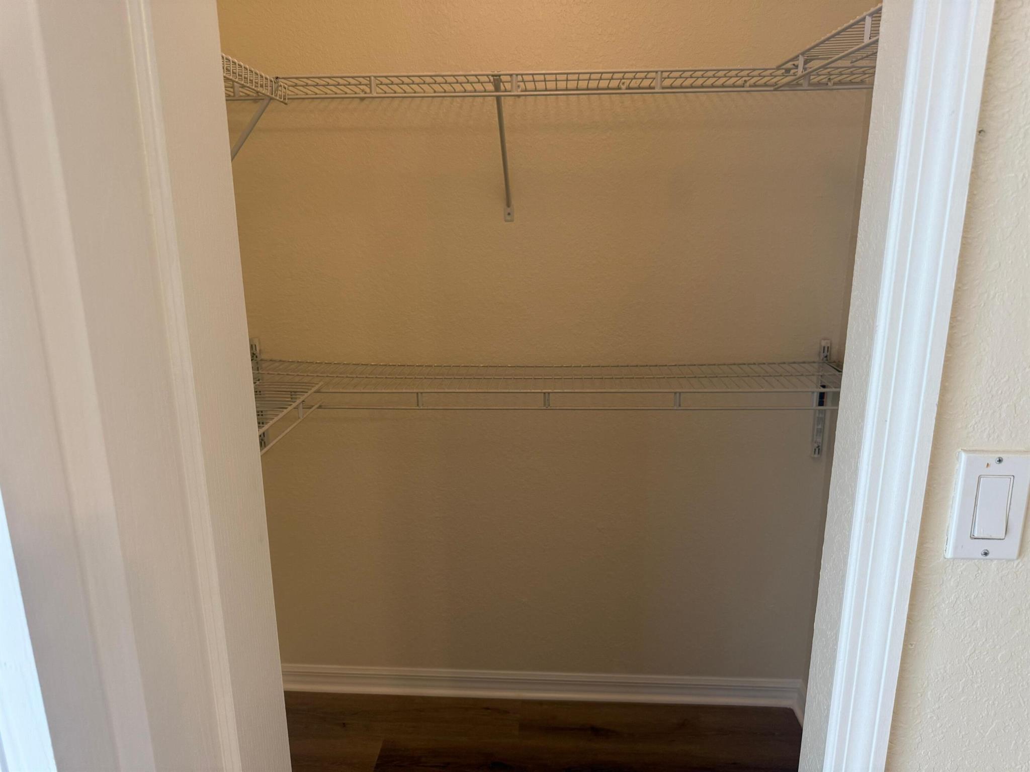 MELROSE POINT CONDO - Residential Lease