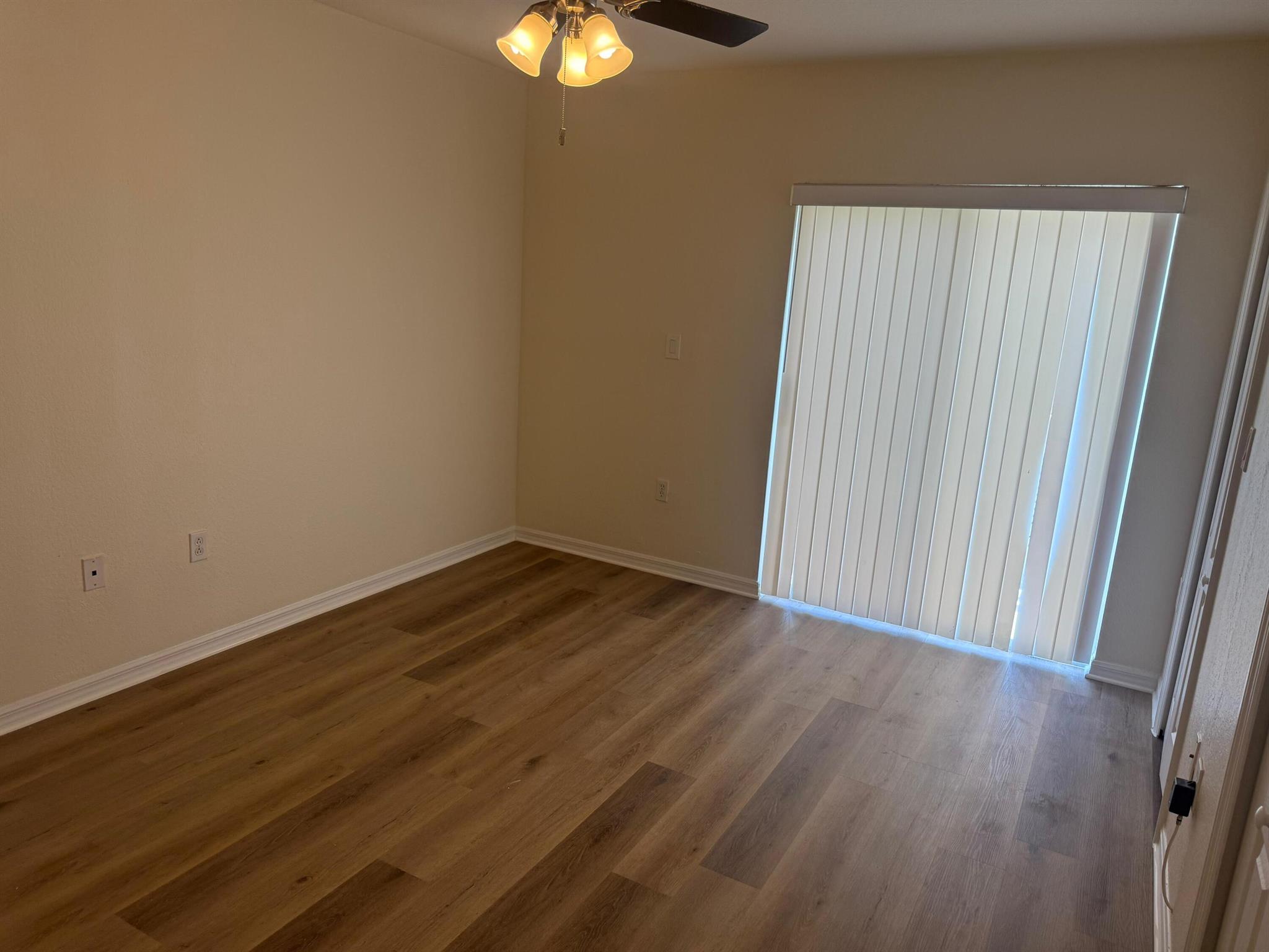 MELROSE POINT CONDO - Residential Lease