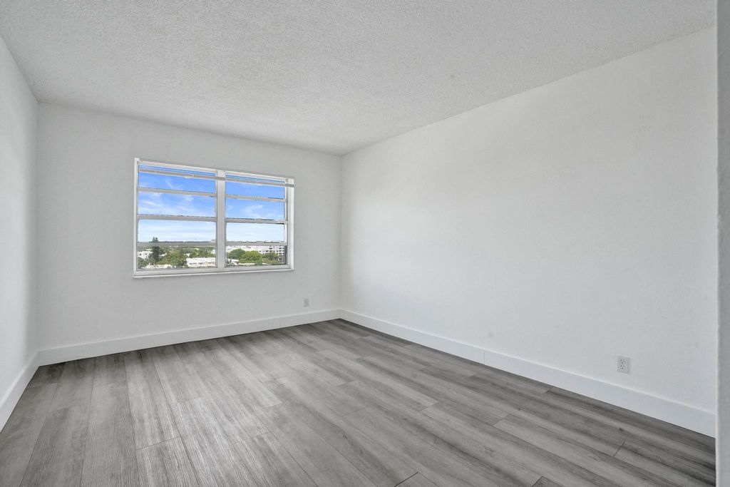 Photo of 900 NE 18th Avenue #1004, Fort Lauderdale, FL 33304 (MLS # B26014772)