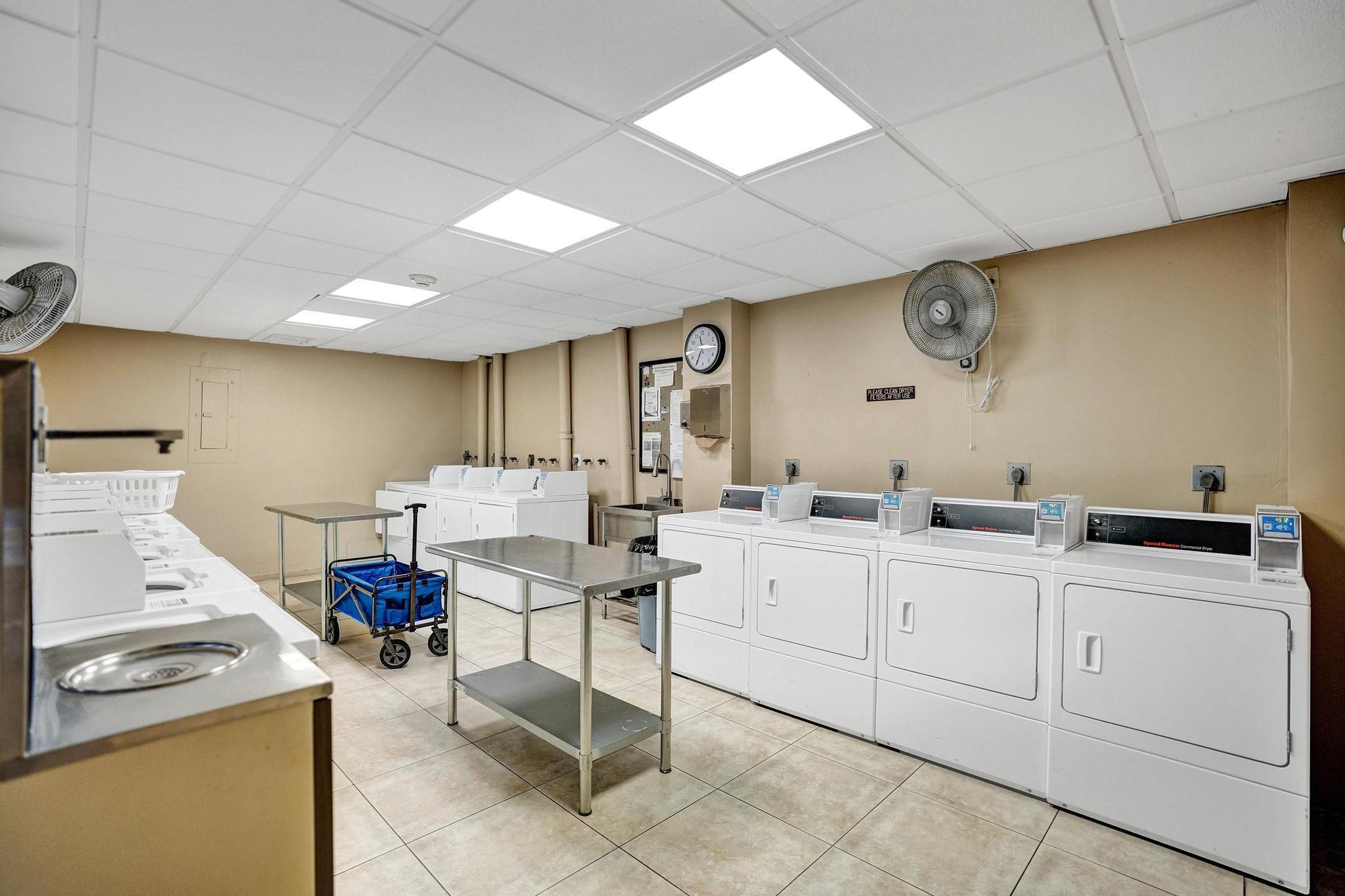 VICTORIA PARK TOWER CONDO - Residential