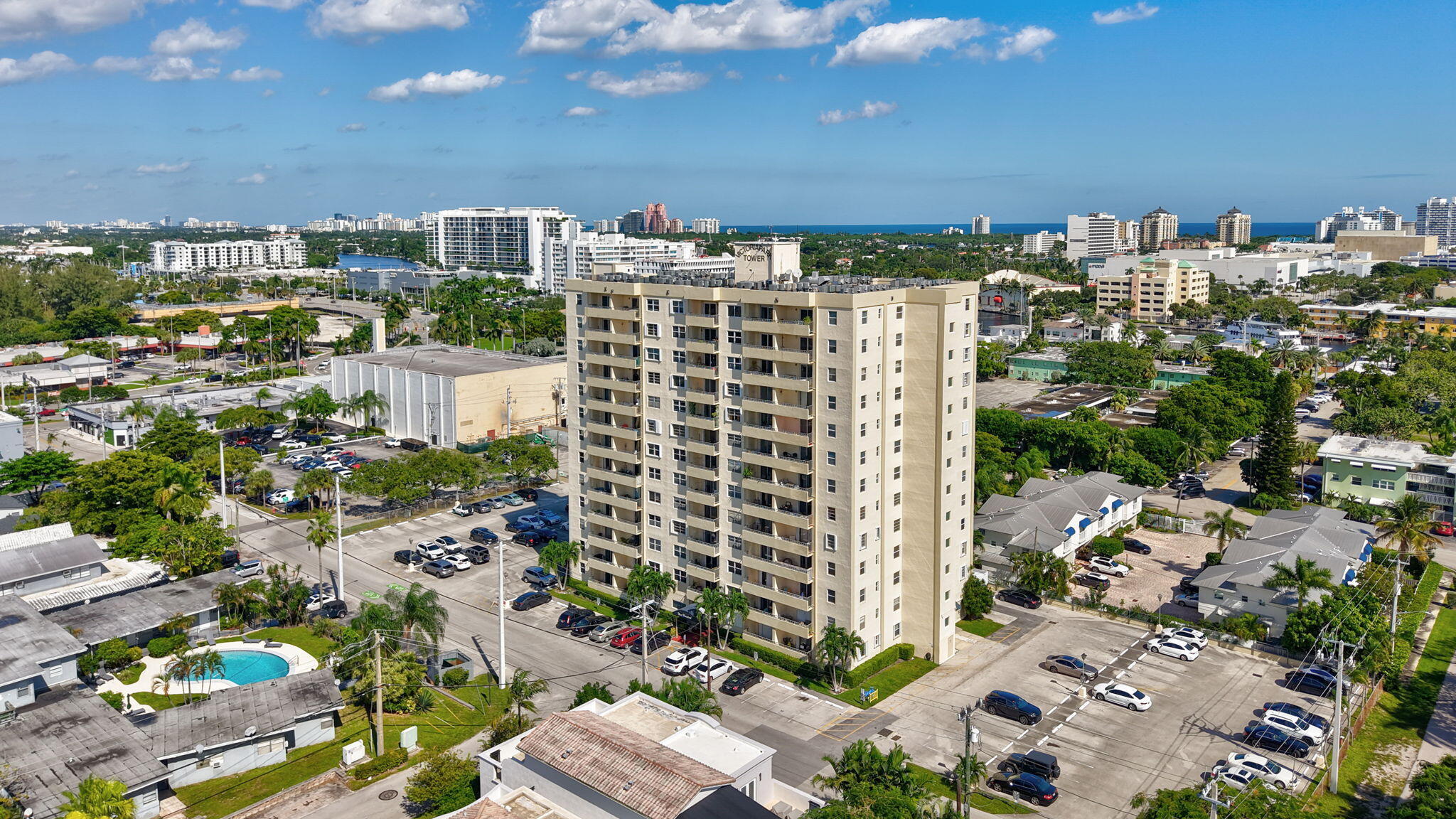 VICTORIA PARK TOWER CONDO - Residential