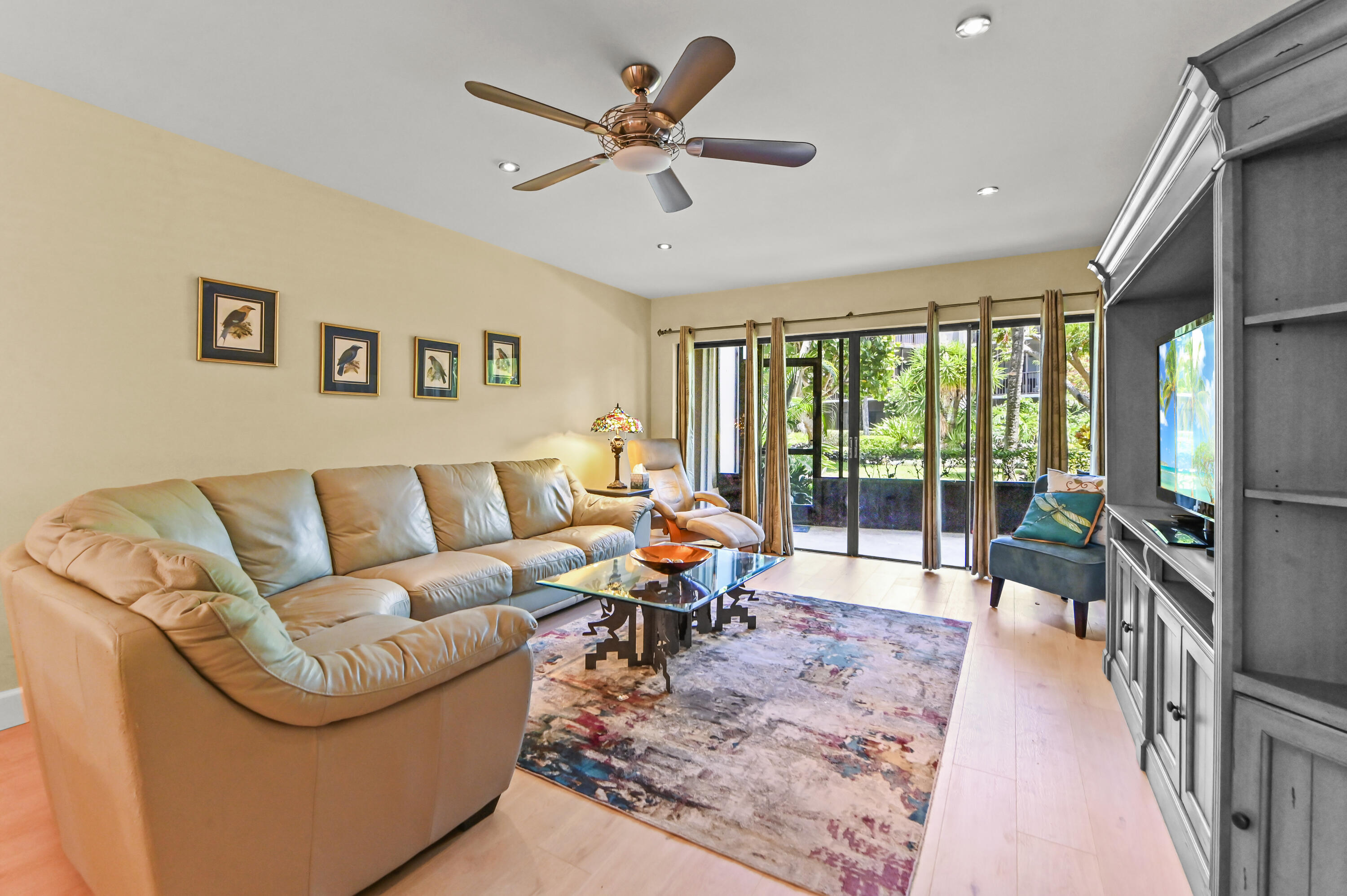 SOUTHGATE - Residential