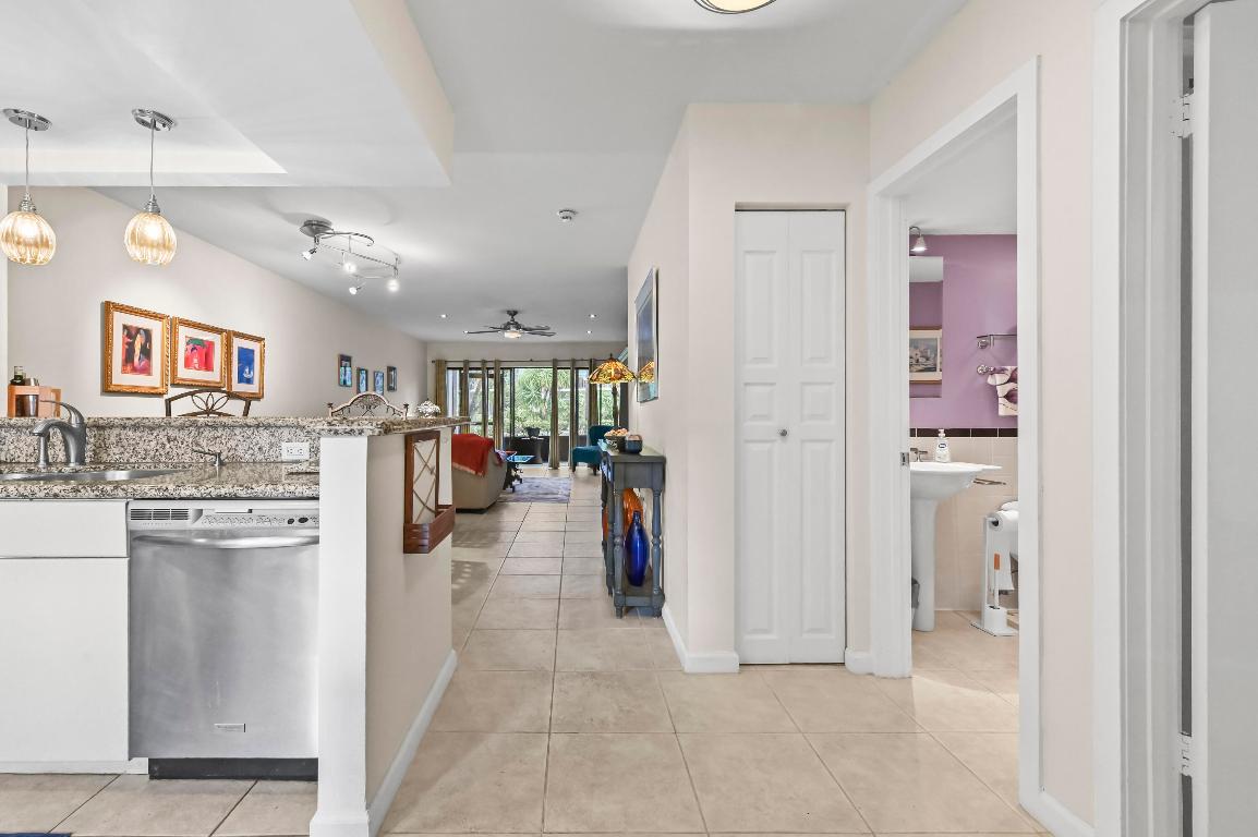 SOUTHGATE CONDO - Residential