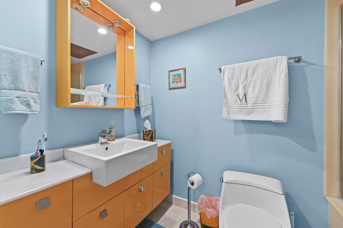 SOUTHGATE CONDO - Residential