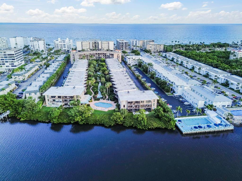 SOUTHGATE CONDO - Residential