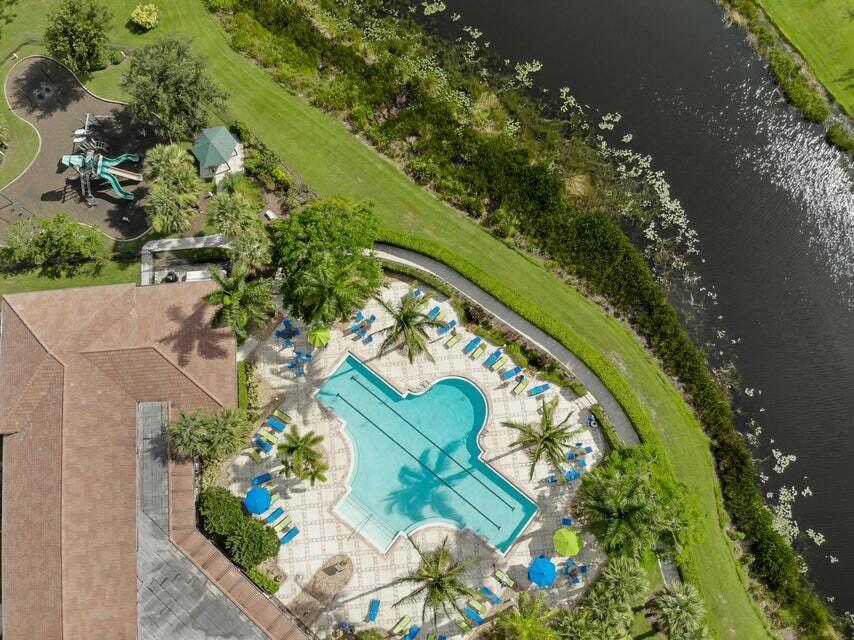 POD 6 PUD I AT THE RESERV - Residential Lease