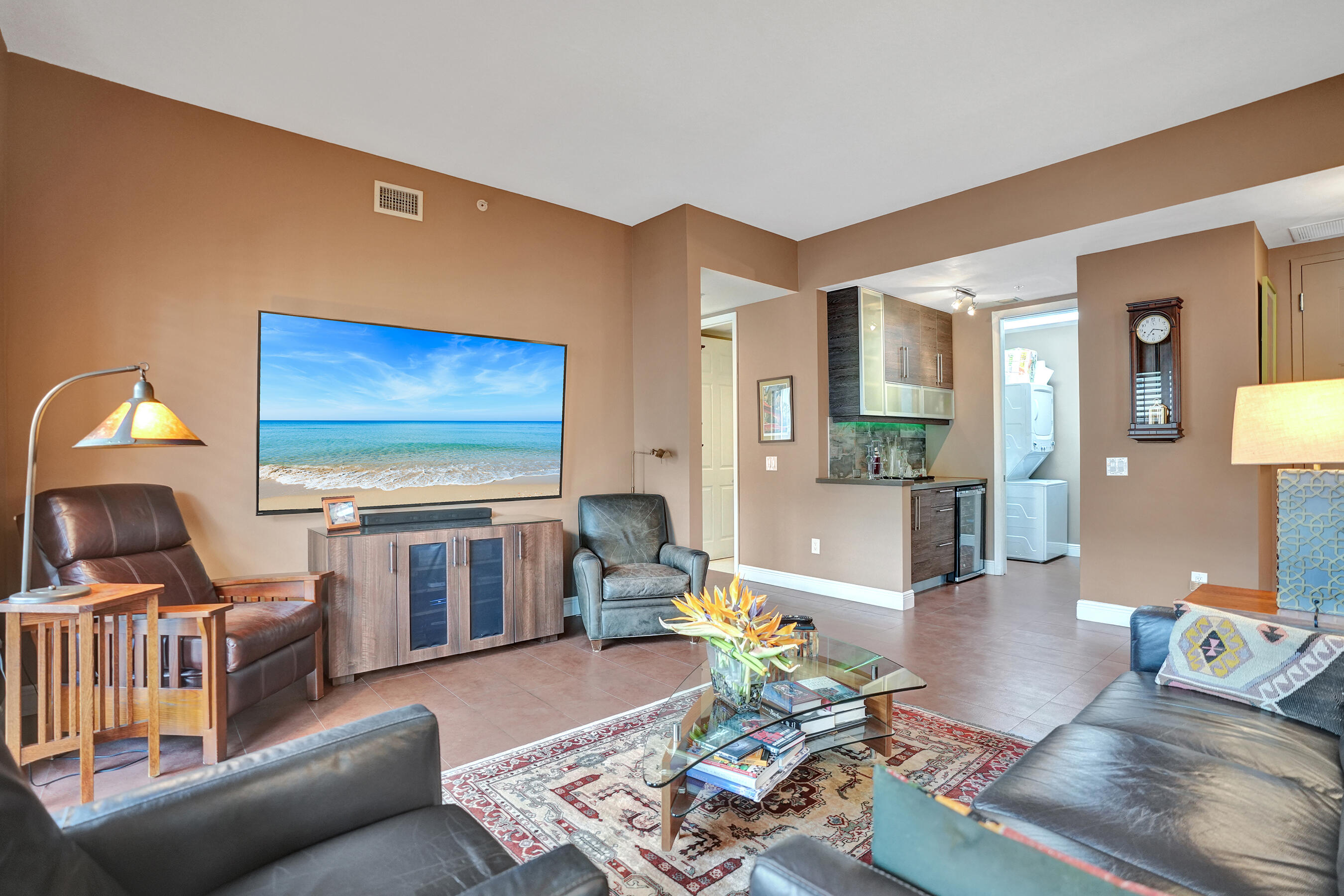 WILTON STATION RES CONDO - Residential