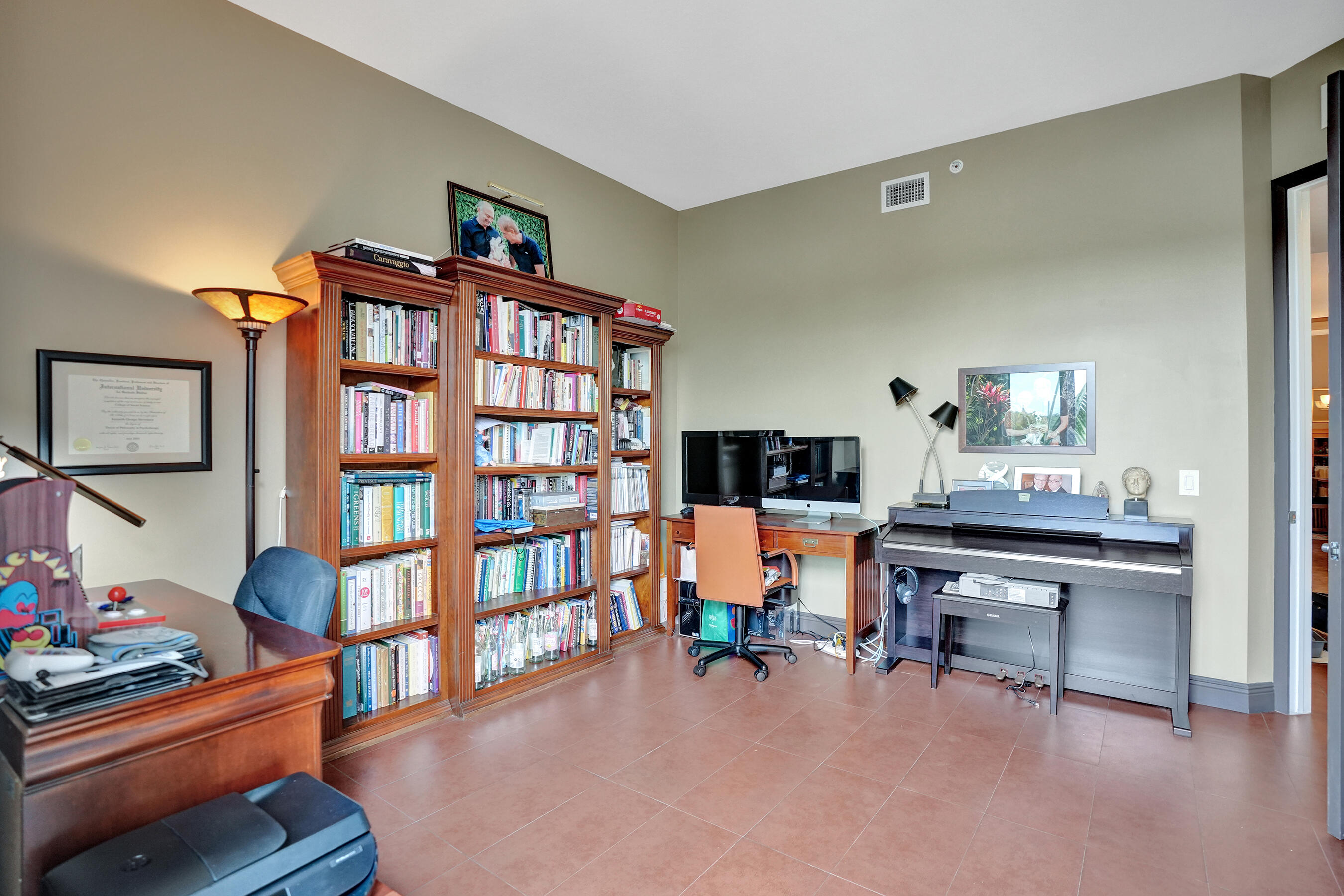 WILTON STATION RES CONDO - Residential